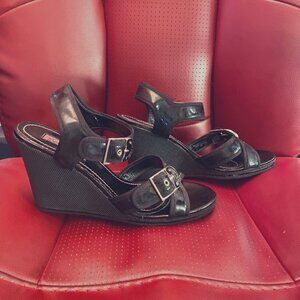 Betseyville Wedge Sandals Size 9M